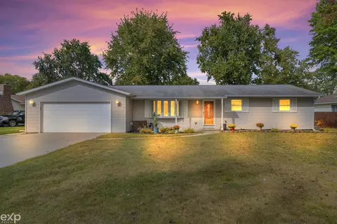 4460 Cambridge, Port Huron, MI 48060