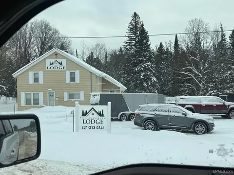 Exterior - e9399 Michigan 28, Munising, MI 49862 photo 6 of 6