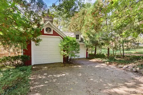 Exterior - 36 Ridgemont, Adrian, MI 49221 photo 4 of 6