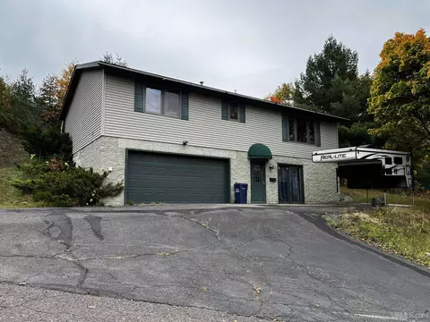 1301 Hecla, Hancock, MI 49930