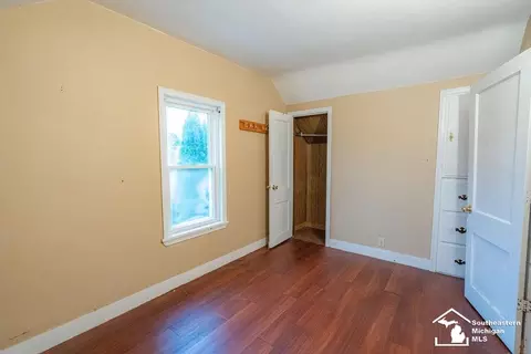 Bedroom - 57 Navarre, Monroe, MI 48161 photo 2 of 2