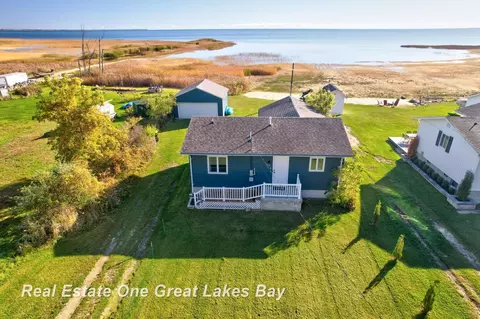 5219 Beachwood, Standish, MI 48658