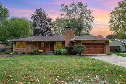 701 W Meadowbrook, Midland, MI 48640