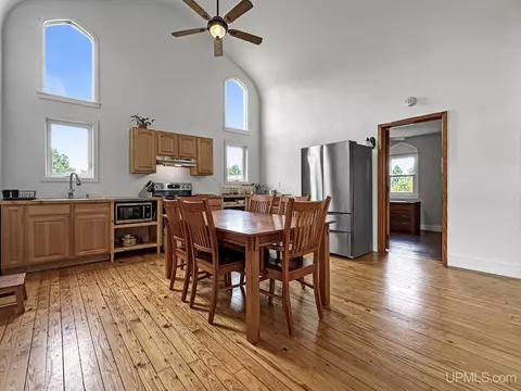 W7660 Sobieski, Wallace, MI 49893 photo 5