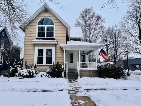 1715 5th, Bay City, MI 48708