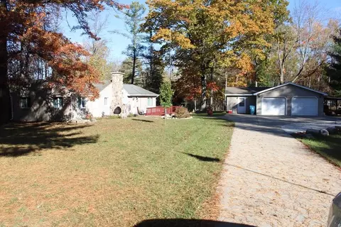 3760 N Rodgers, Harrison, MI 48625