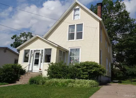 517 Pine, Marquette, MI 49855
