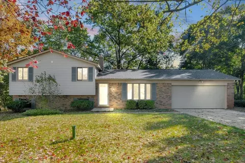 4981 Iroquois, Clarkston, MI 48348