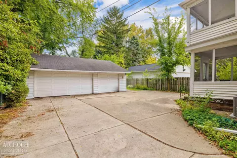 Exterior - 710 Neff, Grosse Pointe, MI 48230 photo 4 of 5