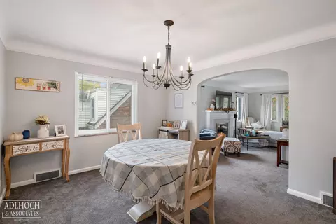 Dining - 710 Neff, Grosse Pointe, MI 48230 photo 1 of 1