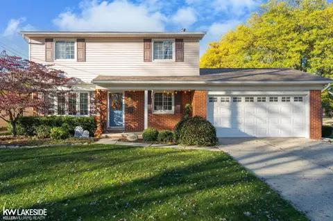 21135 Hoffman, Saint Clair Shores, MI 48082
