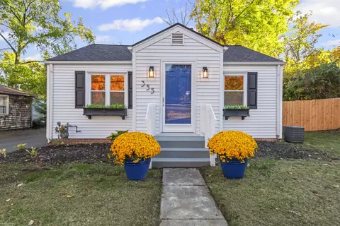 355 W Saint Clair, Romeo, MI 48065
