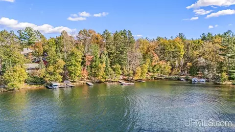 1487 Town U, Florence T-wi, WI 54121