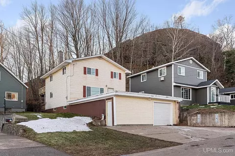 215 Hazel, Ishpeming, MI 49849