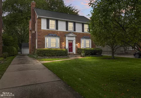 876 Washington, Grosse Pointe, MI 48230 photo 37