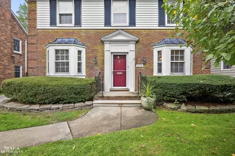 876 Washington, Grosse Pointe, MI 48230 photo 2