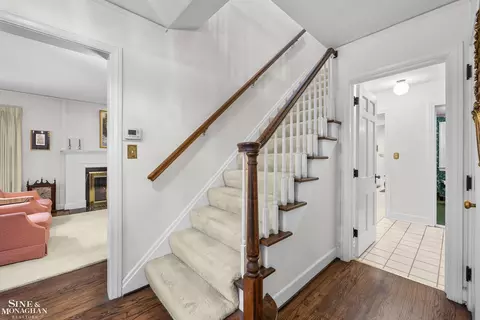 876 Washington, Grosse Pointe, MI 48230 photo 20