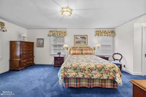 876 Washington, Grosse Pointe, MI 48230 photo 22