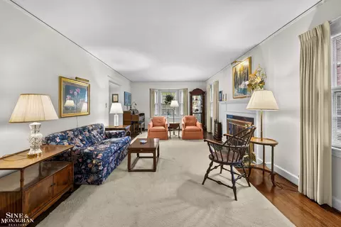 876 Washington, Grosse Pointe, MI 48230 photo 9