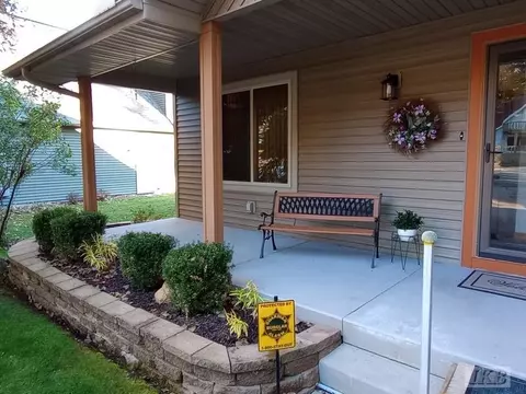 Exterior - 1551 Compton, Gladwin, MI 48624 photo 10 of 17