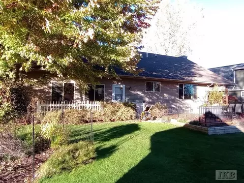 Exterior - 1551 Compton, Gladwin, MI 48624 photo 9 of 17