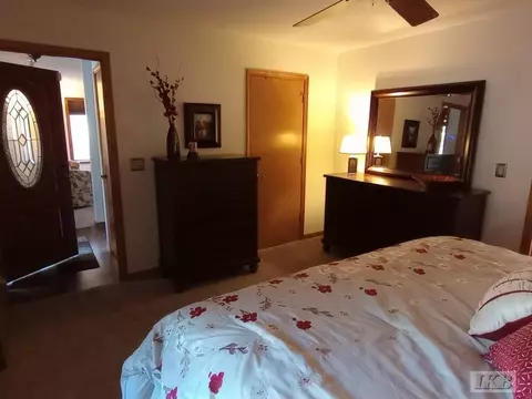 Bedroom - 1551 Compton, Gladwin, MI 48624 photo 2 of 5