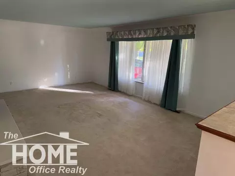 Living - 1203 Clearview, Flushing, MI 48433 photo 3 of 4