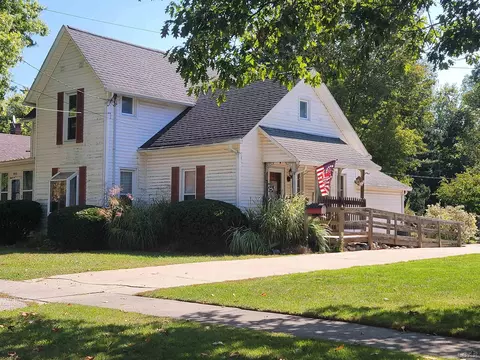 903 Michigan, Adrian, MI 49221