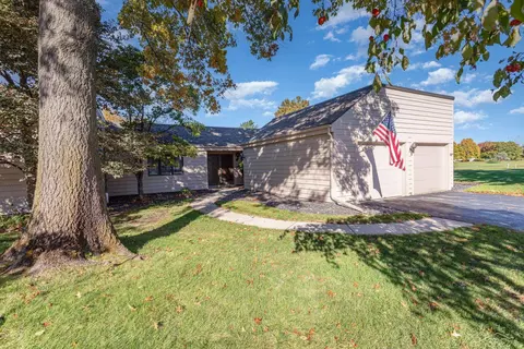 6299 Golf Lks, Bay City, MI 48706
