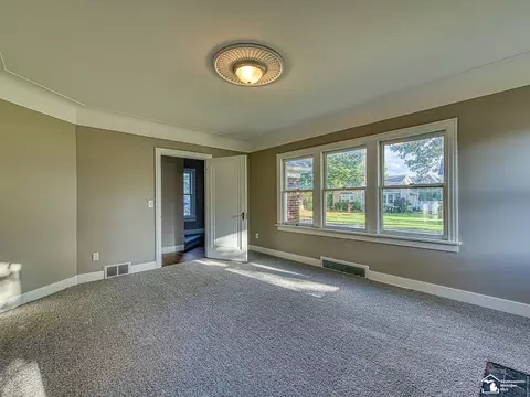 526 E Second, Monroe, MI 48161 photo 13
