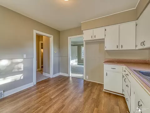 526 E Second, Monroe, MI 48161 photo 5