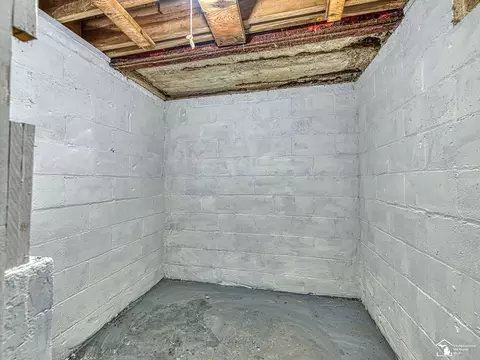 526 E Second, Monroe, MI 48161 photo 32