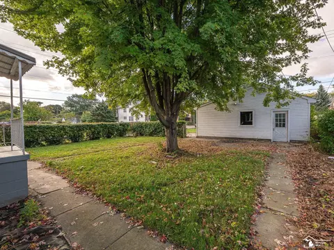 526 E Second, Monroe, MI 48161 photo 39