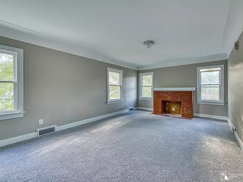 526 E Second, Monroe, MI 48161 photo 17