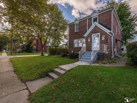 526 E Second, Monroe, MI 48161 photo 44