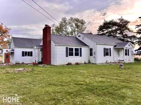 4162 Copas, Owosso, MI 48867