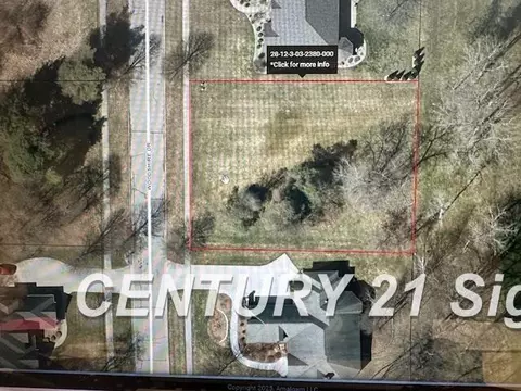80 Woodshire, Freeland, MI 48623