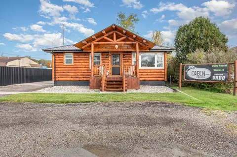1813 E Linwood, Linwood, MI 48634