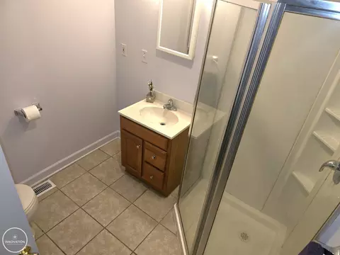 Bath - 825 Summer, Algonac, MI 48001 photo 3 of 4