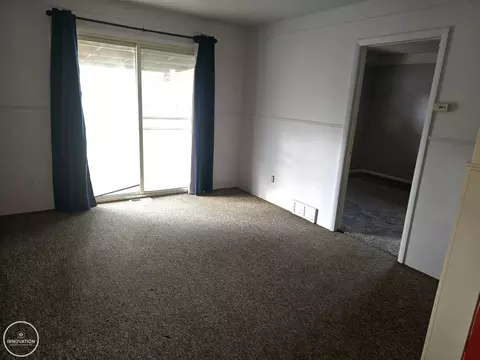 Living - 825 Summer, Algonac, MI 48001 photo 5 of 5