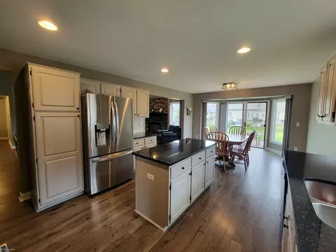 54340 Nicholas, Macomb, MI 48042 photo 6