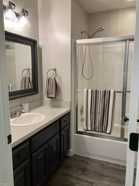 54340 Nicholas, Macomb, MI 48042 photo 14