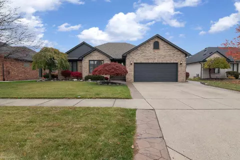 54340 Nicholas, Macomb, MI 48042 photo 3