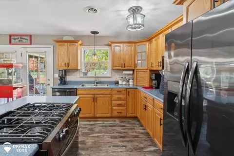 Kitchen - 3474 Lang, Davison, MI 48423 photo 2 of 3