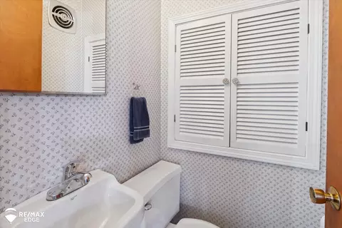 Bath - 3474 Lang, Davison, MI 48423 photo 5 of 5