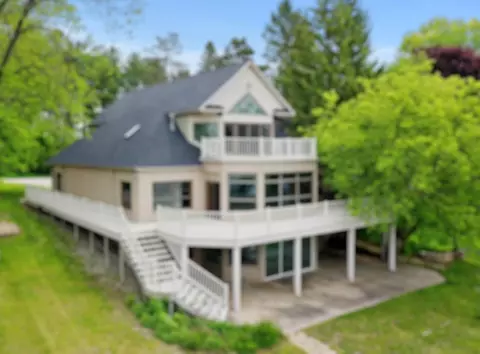 4348 W Lakeside, West Branch, MI 48661