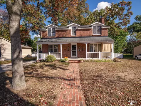 788 N Linville, Westland, MI 48185