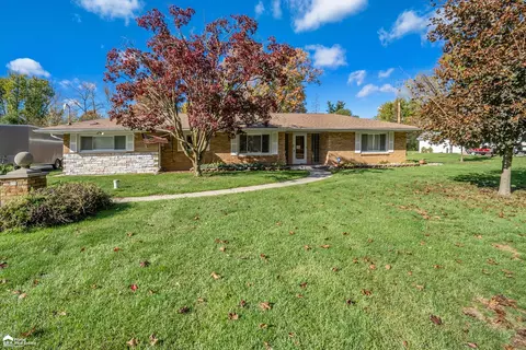 1130 Kra Nur, Burton, MI 48509