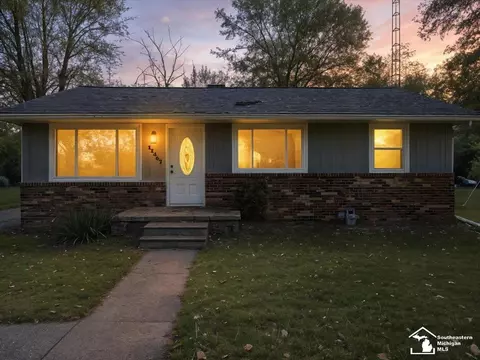 11467 Kruse, Petersburg, MI 49270