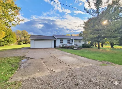 2485 W Dodge, Clio, MI 48420